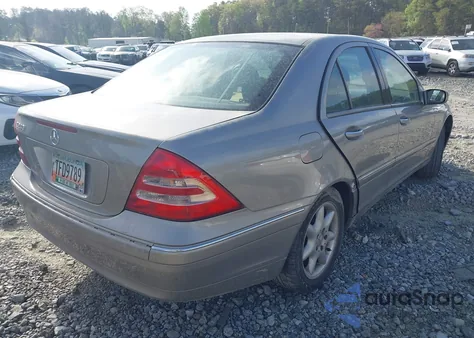 2004 Mercedes-Benz C 240 from USA, damaged, VIN WDBRF61J64F527381
